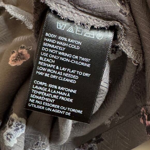 Urban Outfitters Ecote Gray Floral Open Front Cardigan Kimono Women’s Size Small - Picture 7 of 8